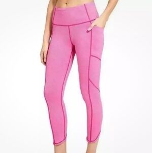 Athleta High Rise Pixel Chaturanga To Town Capri